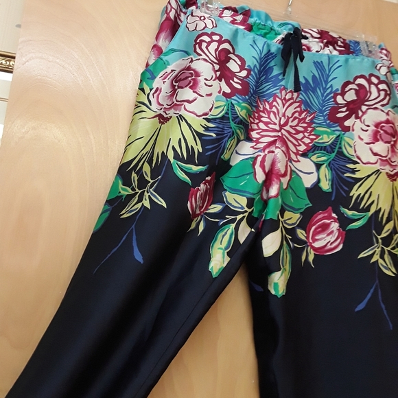 Natori Blue Pink Floral Silky Pajamas Pants M - Picture 10 of 14
